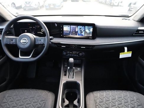 New 2026 Nissan Kicks SV w/ SV Premium Package image 19