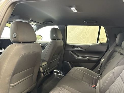 Certified 2025 Chevrolet Equinox LT FWD image 13