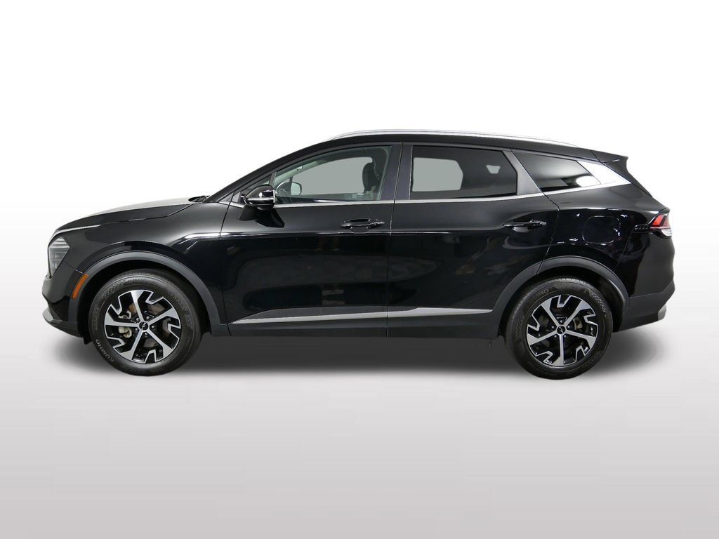 Used 2025 Kia Sportage EX AWD/4WD image 7