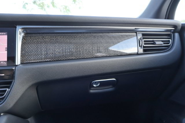 Used 2024 Porsche Macan S AWD/4WD image 32