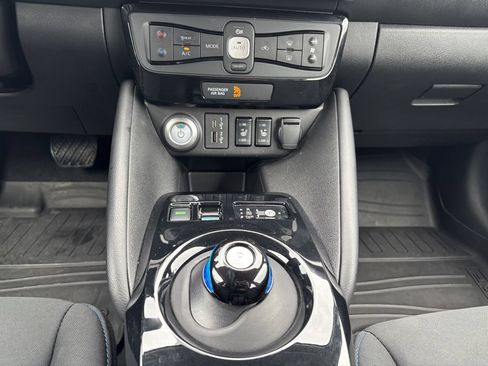 Used 2025 Nissan Leaf SV Plus FWD image 19