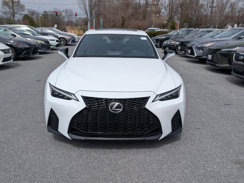 Used 2022 Lexus IS 350 F Sport AWD/4WD image 8