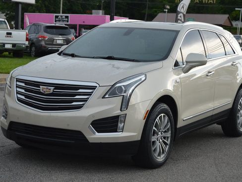 Used 2017 Cadillac XT5 Luxury w/ LPO, Wheel Lock Package image 1