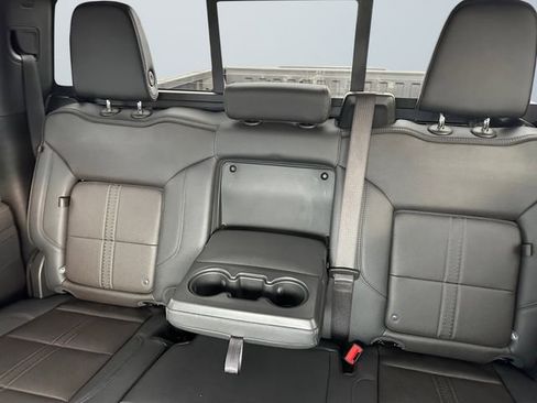 Used 2025 Chevrolet Silverado 1500 High Country w/ Midnight Edition image 13