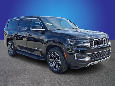 Used 2024 Jeep Wagoneer L Series II w/ Flexible Seating Group image 3