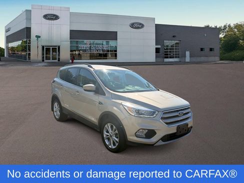 Used 2018 Ford Escape SEL AWD/4WD image 2
