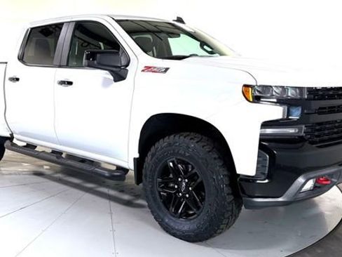 Used 2019 Chevrolet Silverado 1500 LT Trail Boss AWD/4WD image 1