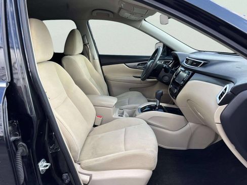 Used 2016 Nissan Rogue SV w/ SV Premium Package FWD image 23