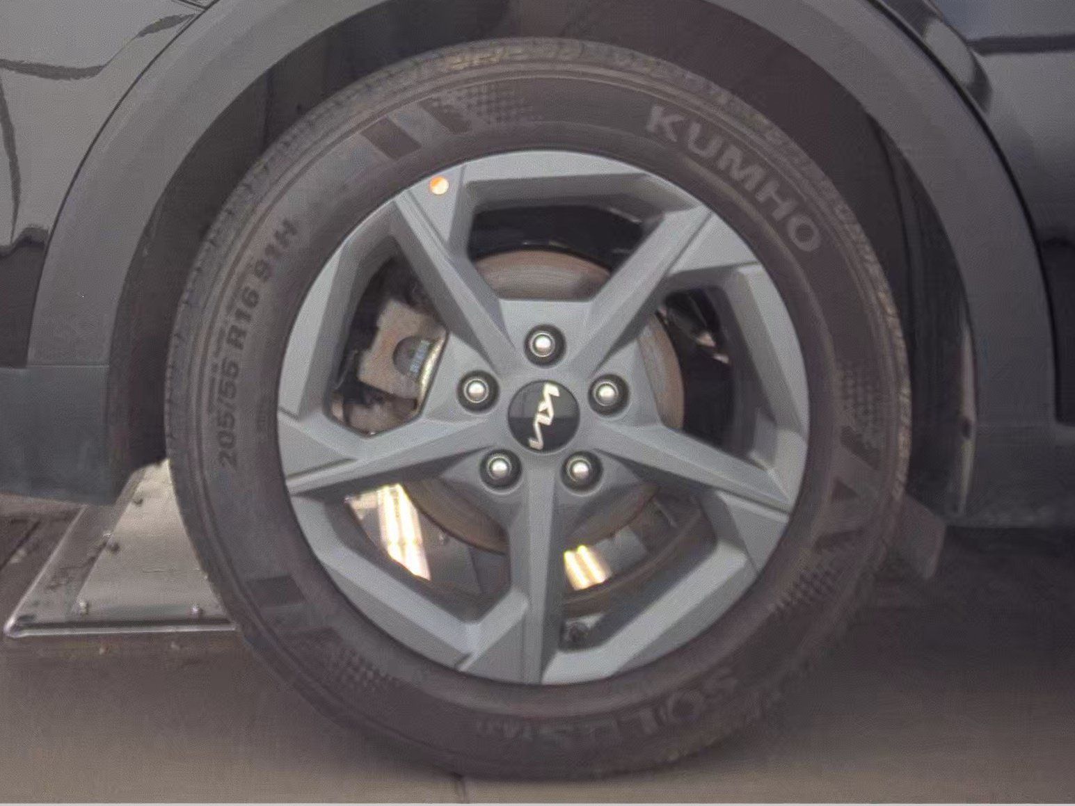 Used 2025 Kia K4 FWD image 17