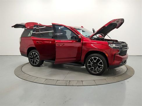 Used 2021 Chevrolet Tahoe RST w/ Rear Media and Nav Package image 9