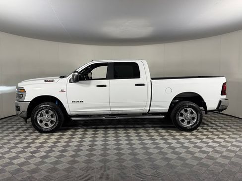 Used 2026 RAM 2500 Big Horn AWD/4WD image 9