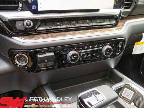 New 2025 Chevrolet Silverado 1500 LT Trail Boss w/ Convenience Package II AWD/4WD image 64