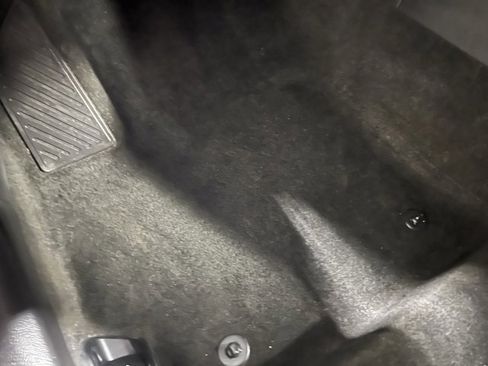 Used 2024 Toyota Corolla SE image 16