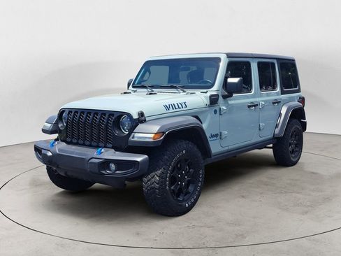 Used 2023 Jeep Wrangler Unlimited w/ Cold Weather Group AWD/4WD image 7