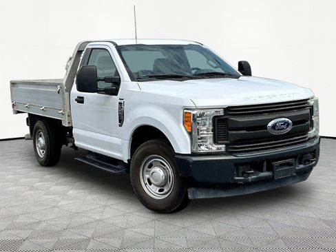 Used 2017 Ford F250 XL RWD image 3