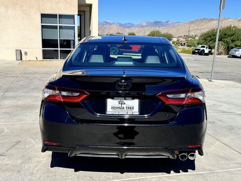 Used 2023 Toyota Camry SE w/ Protection Package (Q2) (TMS) FWD image 5