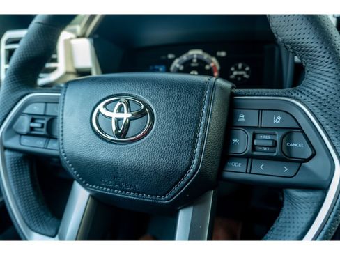 Used 2026 Toyota Tundra Limited AWD/4WD image 28