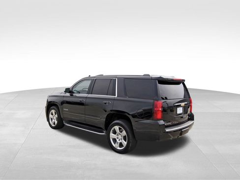 Used 2017 Chevrolet Tahoe Premier RWD image 3