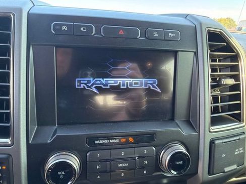 Used 2020 Ford F150 Raptor w/ Equipment Group 802A Luxury AWD/4WD image 12
