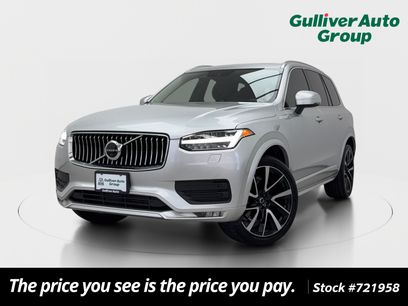 Used 2021 Volvo XC90 T6 Momentum w/ Advanced Package