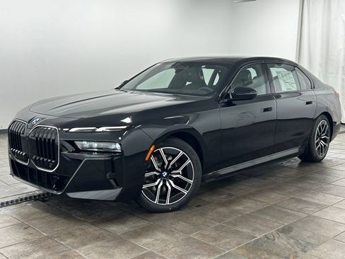 New 2026 BMW i7 xDrive60 AWD/4WD image 1