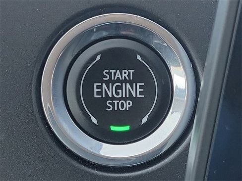 Used 2024 Chevrolet Blazer LT image 17