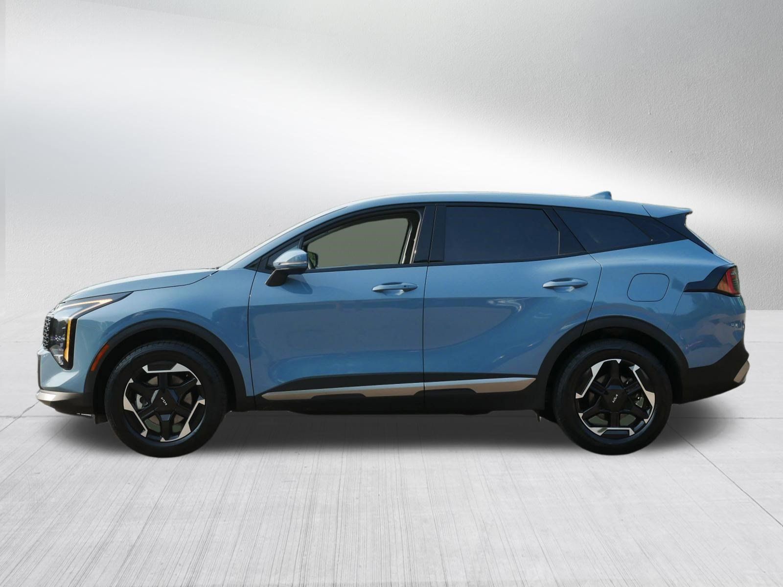 Certified 2026 Kia Sportage S AWD/4WD image 4