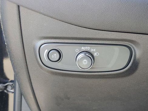 Used 2023 Chevrolet Equinox LT FWD image 8
