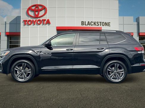 Used 2021 Volkswagen Atlas SE w/ Panoramic Sunroof Package AWD/4WD image 6