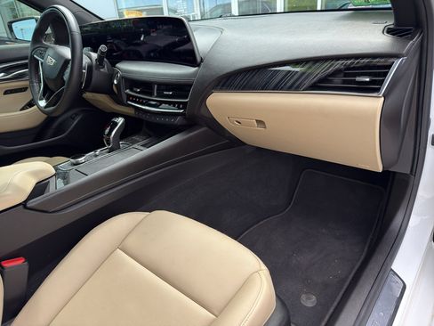 Used 2025 Cadillac CT5 Premium Luxury RWD image 41