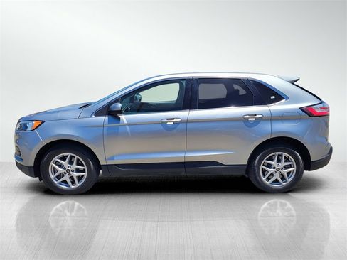 Used 2023 Ford Edge SEL image 7