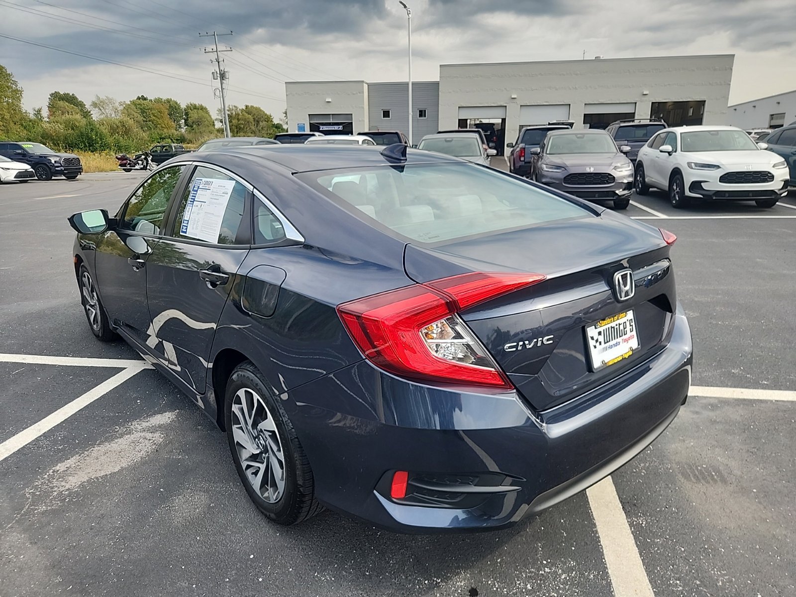 Used 2017 Honda Civic EX image 4