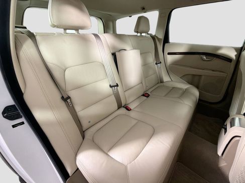 Used 2013 Volvo XC70 T6 image 25