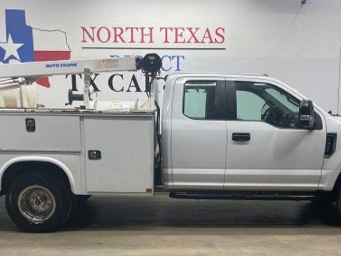 Used 2017 Ford F350 XL w/ Power Equipment Group image 1