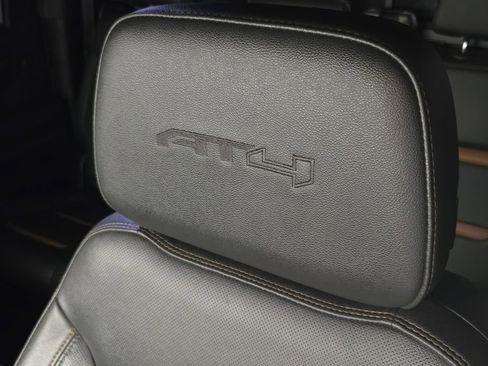 Used 2022 GMC Sierra 1500 AT4 w/ AT4 Premium Package AWD/4WD image 27