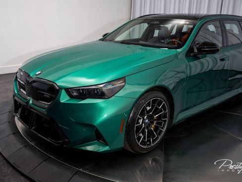 Used 2025 BMW M5 Touring w/ M Driver's Package image 10