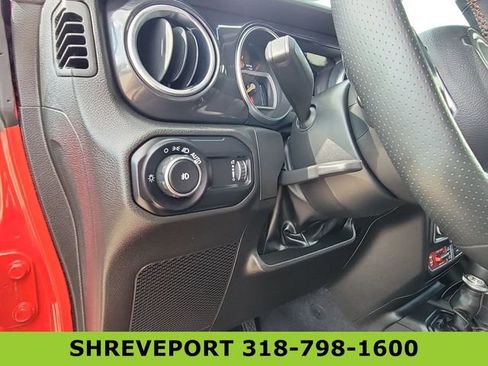 Used 2023 Jeep Wrangler Unlimited Rubicon 392 w/ Xtreme Recon 35" Tire Package AWD/4WD image 18