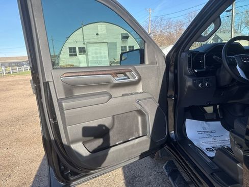 Used 2023 GMC Sierra 1500 Elevation AWD/4WD image 13