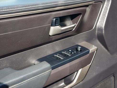 Used 2022 Toyota Tundra SR5 w/ SR5 Premium Package image 26