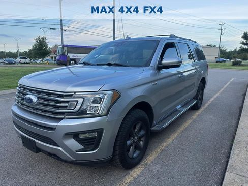 Used 2020 Ford Expedition Max XLT w/ Equipment Group 202A AWD/4WD image 8