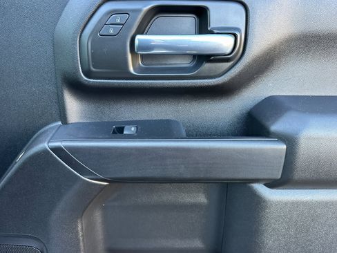 Used 2022 GMC Sierra 3500 Pro w/ Convenience Package image 18