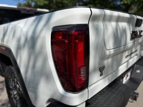 Used 2021 GMC Sierra 2500 AT4 w/ AT4 Premium Plus Package AWD/4WD image 61