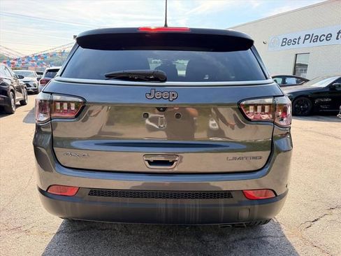 Used 2022 Jeep Compass Limited AWD/4WD image 5