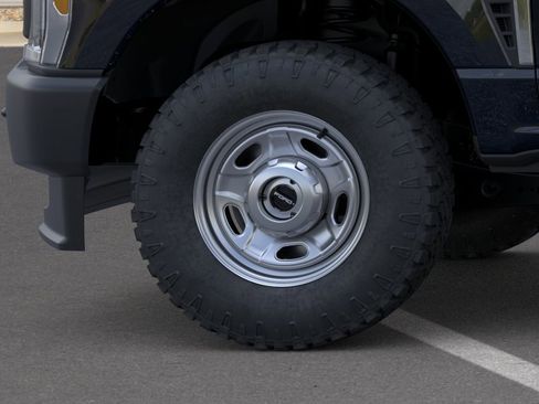 New 2026 Ford F250 XL AWD/4WD image 19