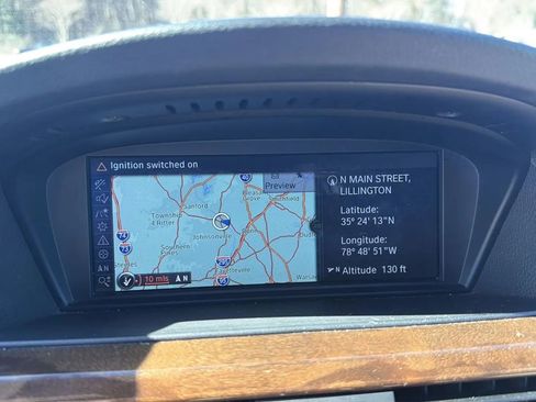 Used 2011 BMW 335i Convertible image 16