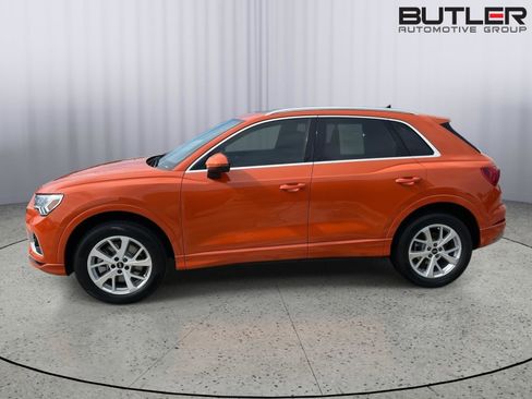 Certified 2024 Audi Q3 2.0T Premium w/ Convenience Package AWD/4WD image 8