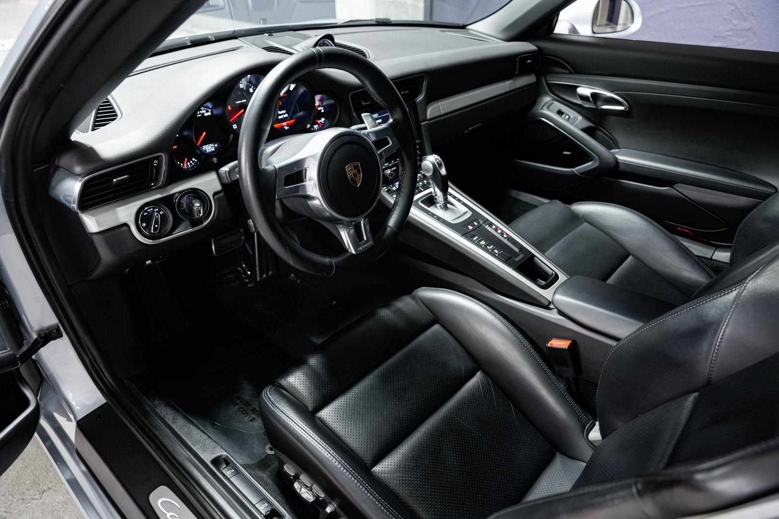 Used 2016 Porsche 911 Carrera S RWD image 9