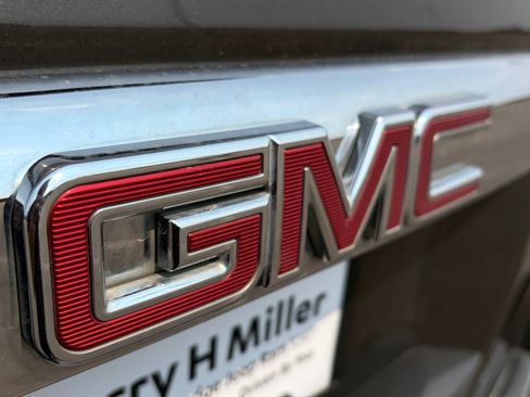 Used 2019 GMC Yukon Denali AWD/4WD image 28