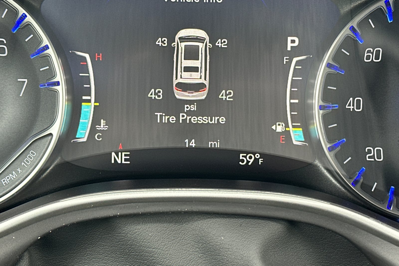 New 2026 Chrysler Pacifica Select FWD image 26