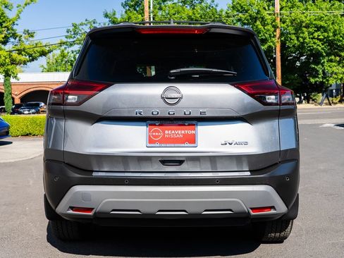 Used 2022 Nissan Rogue SV w/ SV Premium Package AWD/4WD image 5